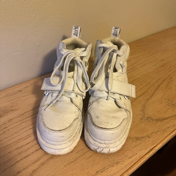 Dr Martens Zulma Women’s Virginia Leather Chunky Boot/Sneaker in White Size 8 - Picture 7 of 8